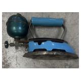 vintage Coleman Instant-Lite Model 4A gas iron