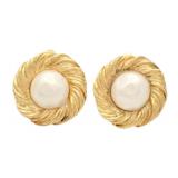 Chanel Vintage Classic Pearl Clip-on Earrings
