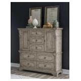 $2479 MSRP Legacy Classic Sorona 60' Master Chest