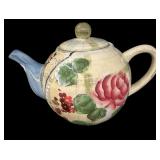 Teapot wï¿½ Floral Design