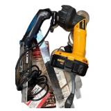 Estate Tools- Working Dewalt 18v Light, Electric