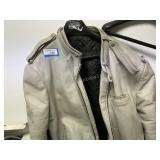X-Large Menï¿½s Leather Jacket