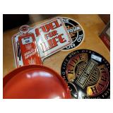 3 Harley signs and other tray