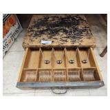 Cash drawer