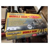 Mobile tool base