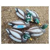5 plastic duck decoys