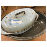 2 Roasting Pans