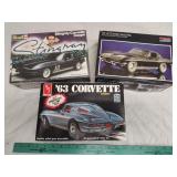 3 Corvette model car kits 3 Corvette model car kits