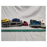 2 Tin friction trucks 2 Tin friction trucks