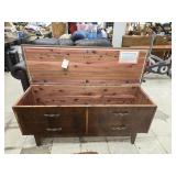 Lane cedar chest