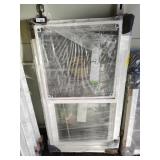 Pella window 29.5 x 53.5