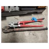 2 bolt cutters