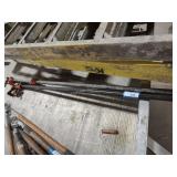 2 pipe clamps