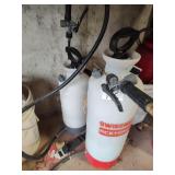2 sprayers