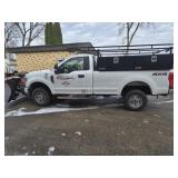 2019 F250 XL 4x4 super duty gas 6.2L with plow