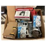 Assorted electrical items