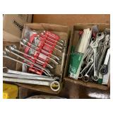 2 Flats Wrenches