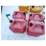 4 gas cans