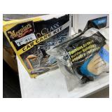 2 Auto Cleaning Items