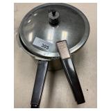 Stainless steal pressure cooker