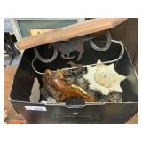 Horse decorations and pictures