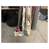 Skis and shoes