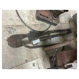 Bolt Cutter and bar