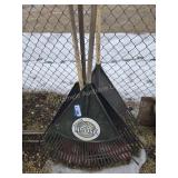 4 Leaf rakes