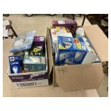 2 boxes of lightbulbs
