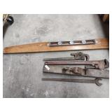 2 pipe wrenches, screed and plane