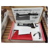 Lee powder scale