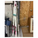 Snow skis and poles
