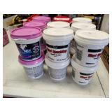 Spackling 18 containers