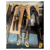2 loppers and 2 pruners
