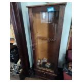 Gun cabinet