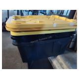 3 plastic totes with lids
