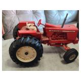 Allis Chalmers Two-Twenty die cast model