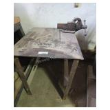 Metal table and vise