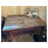 Sewing Machine - Functionality Unknown