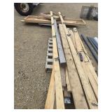 2 pallets of assorted wood