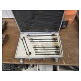 Case of ratcheting wrenches