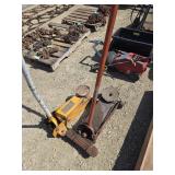 2 floor jacks 1 works, 1 gears stuck