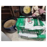 2 peat moss, pot, assorted items