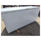 Frigidaire chest freezer 6ft l x 34in t x 27in w