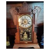 New Haven Clock Co. shelf clock