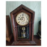 Shelf clock