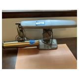 2 Desk Lamps