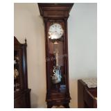Colonial large wall clock