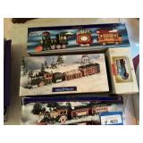 4 Christmas Decor Items