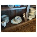 International D.S. and Co. Viking Wheat dish set